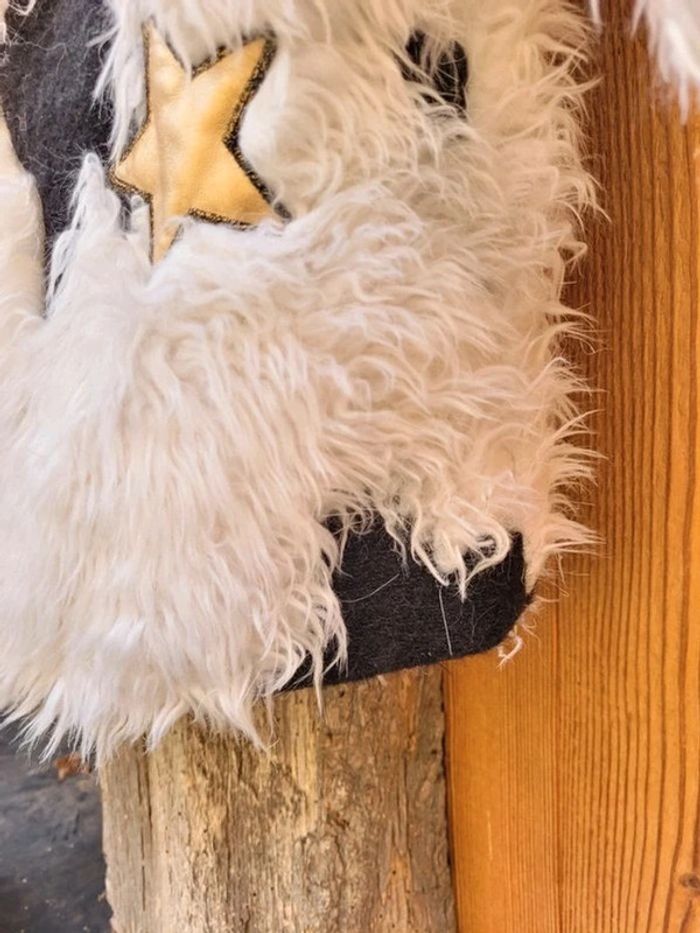 Superbe manteau IKKS en "poils" blanc 🌟 , cœurs et étoiles, 10 ans - photo numéro 12