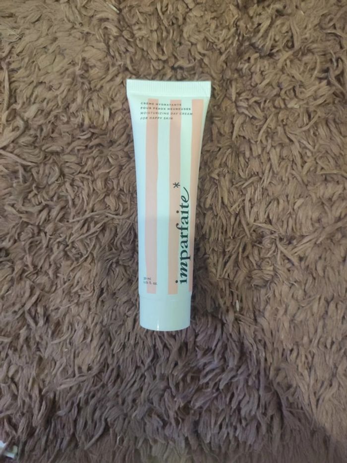Crème hydratante imparfaite