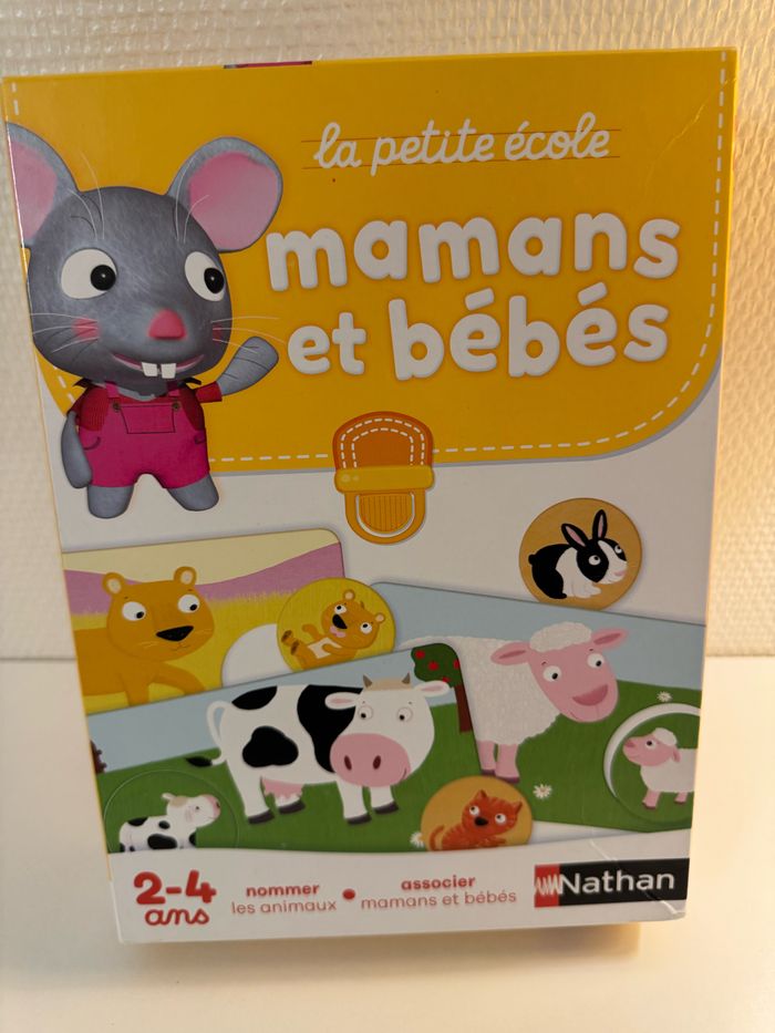 Jeu « La petite école, mamans et bébés animaux ». À assembler. Marque Nathan