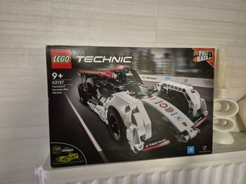 Lego Technic Porsche Formula 42137