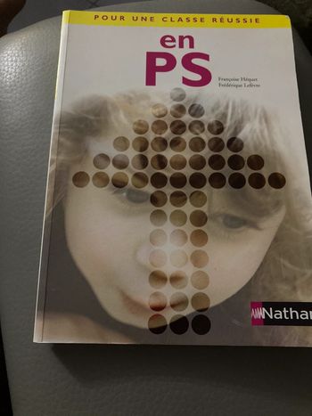Nathan livre pédagogique enseignant classe maternelle petite section professeur