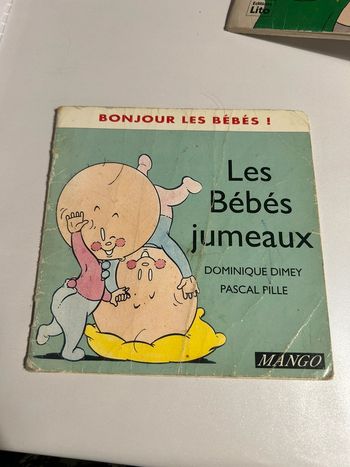 Livre les bébés jumeaux, années 90