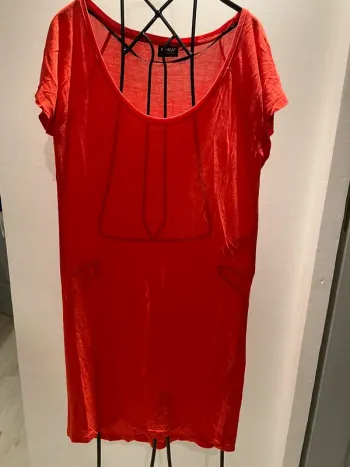 Robe ou long tee shirt Only taille S très bon état