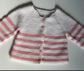 Gilet 18 mois blanc et corail Fait main