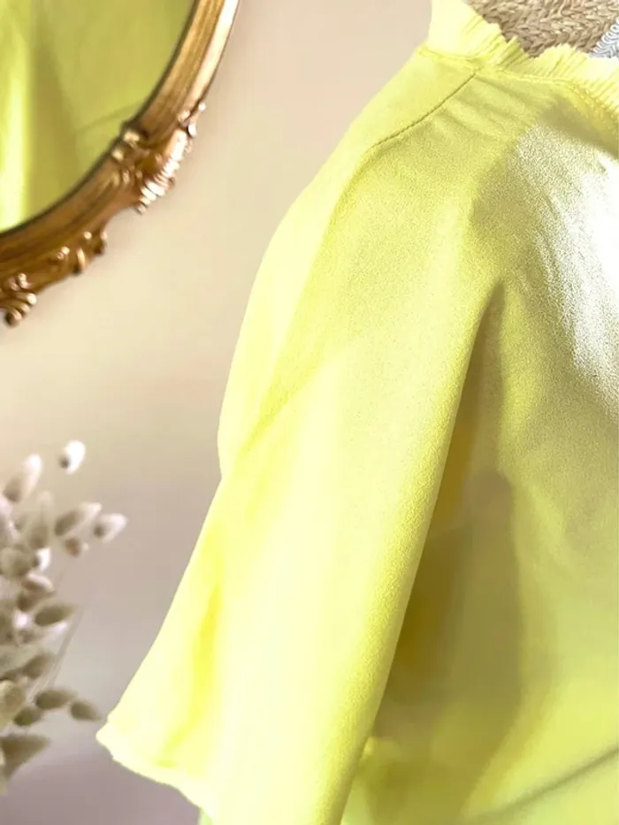 Sublime blouse chemise manche 3/4 à col rond jaune - photo numéro 12