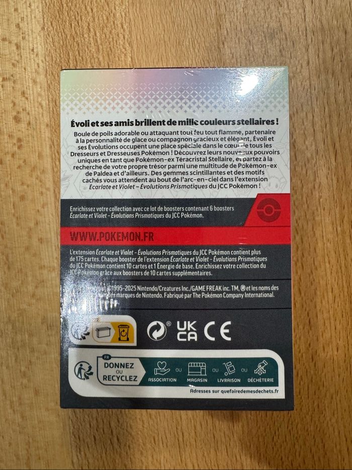 Pokémon bundle évolution prismatique 8.5 - photo numéro 3