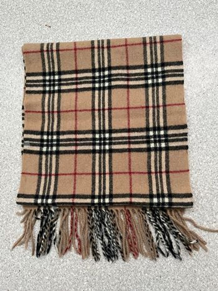 Écharpe Burberry - photo numéro 3