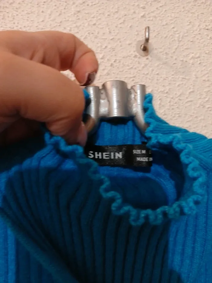 Top court original  bleu " shein" taille m - photo numéro 3