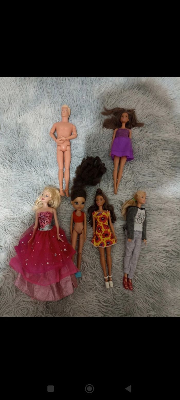Lot de barbies et accessoires - photo numéro 9