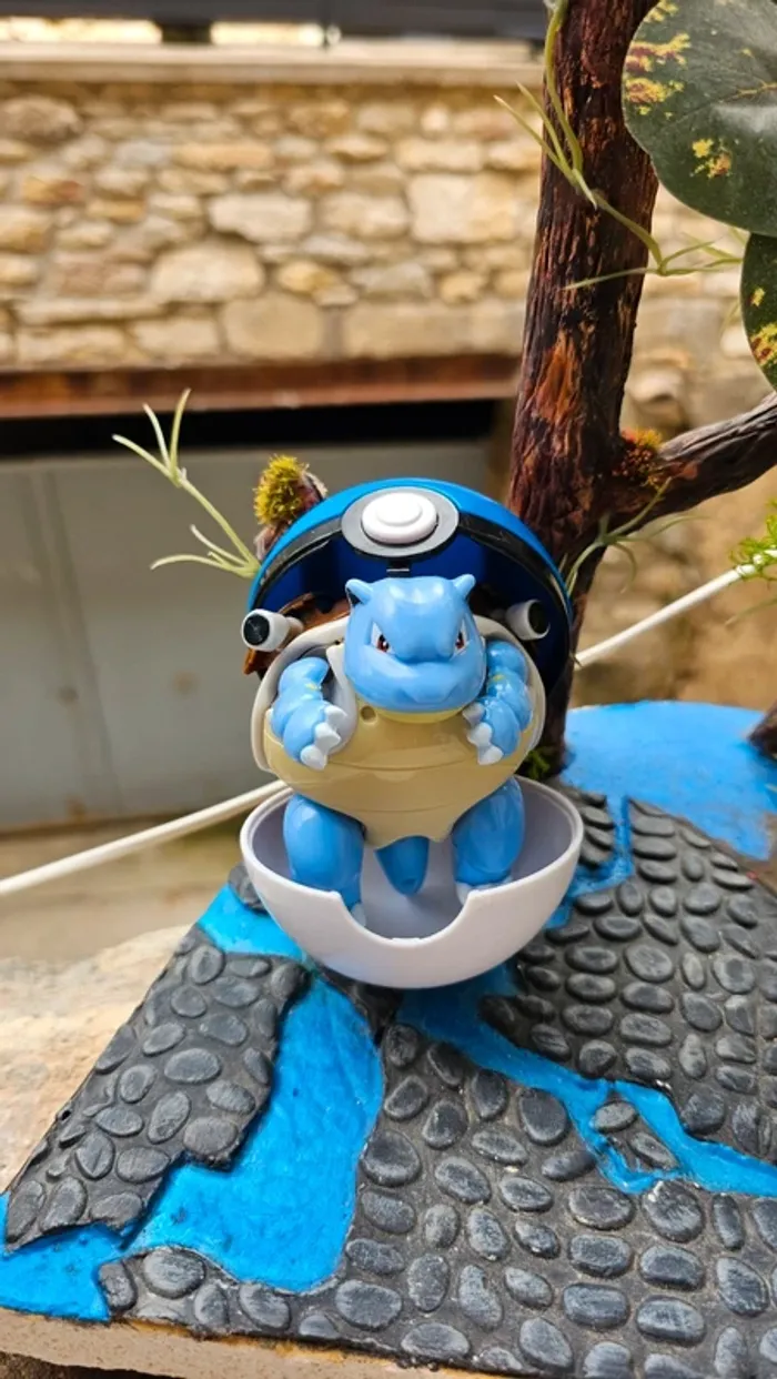 Super figurine Pokemon pliable en boule tortank avec ca super ball - photo numéro 7