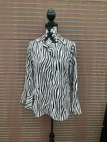 Chemise zébrée noire et beige L neuve