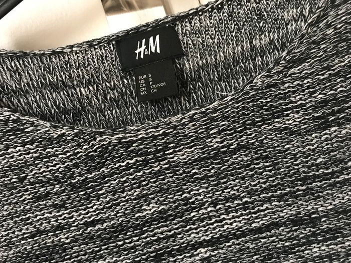 Pull gris et noir chiné H&M T.S Tbe - photo numéro 3