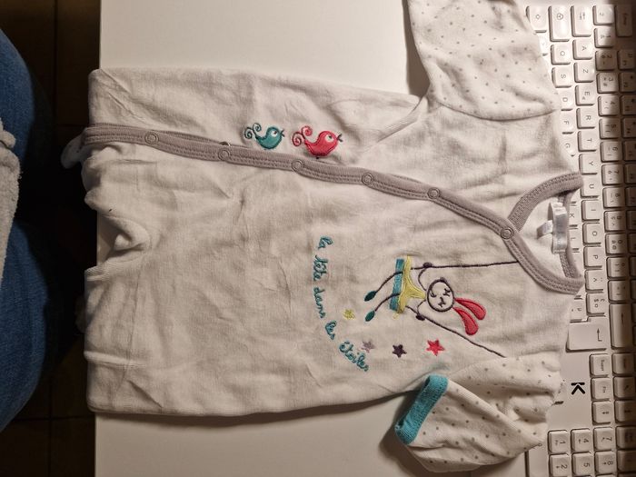 Pyjamas 3 mois - photo numéro 3