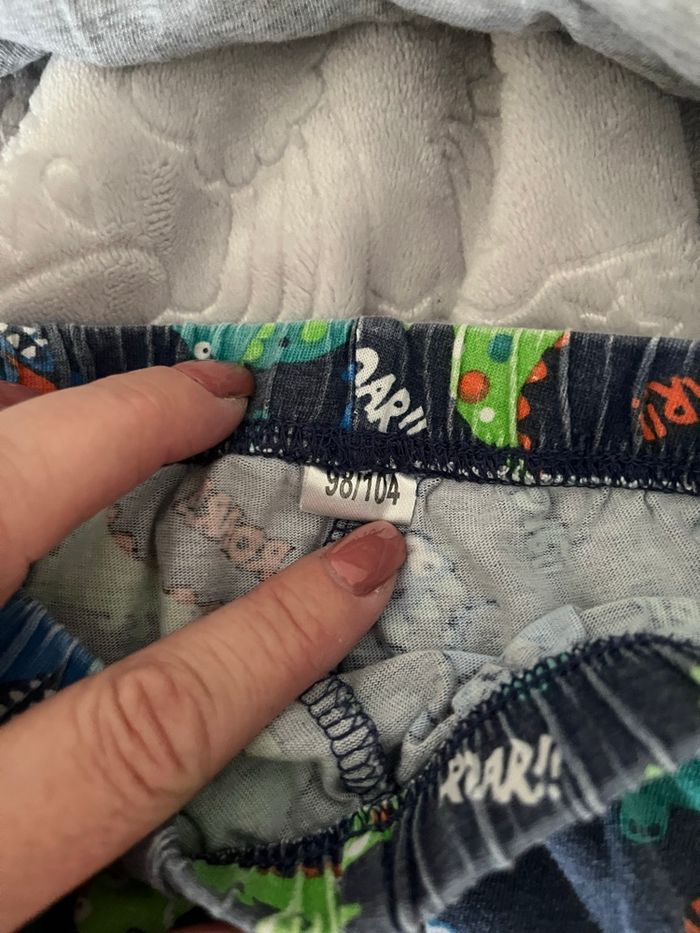 Pyjama dinosaures 2 pièces - photo numéro 6