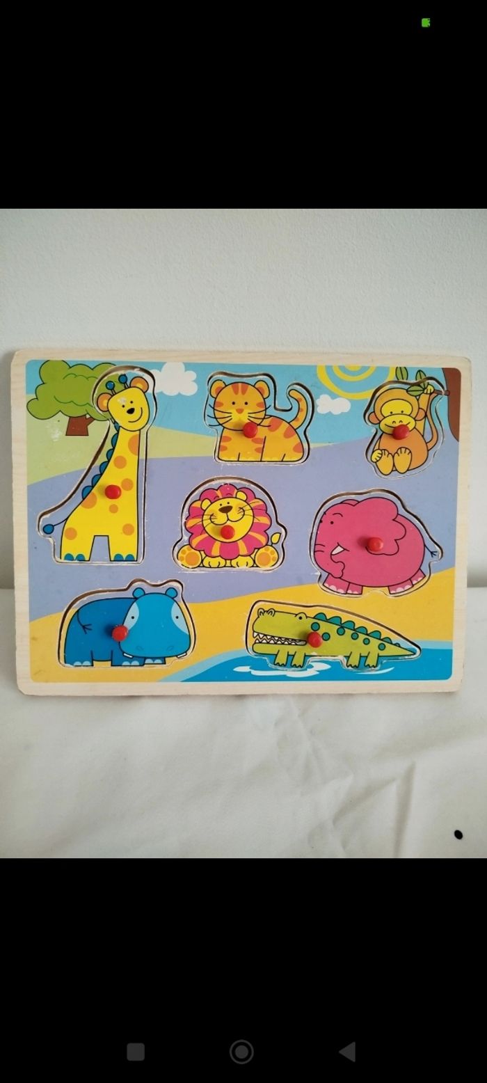 Puzzle en bois thème animaux 7 pièces