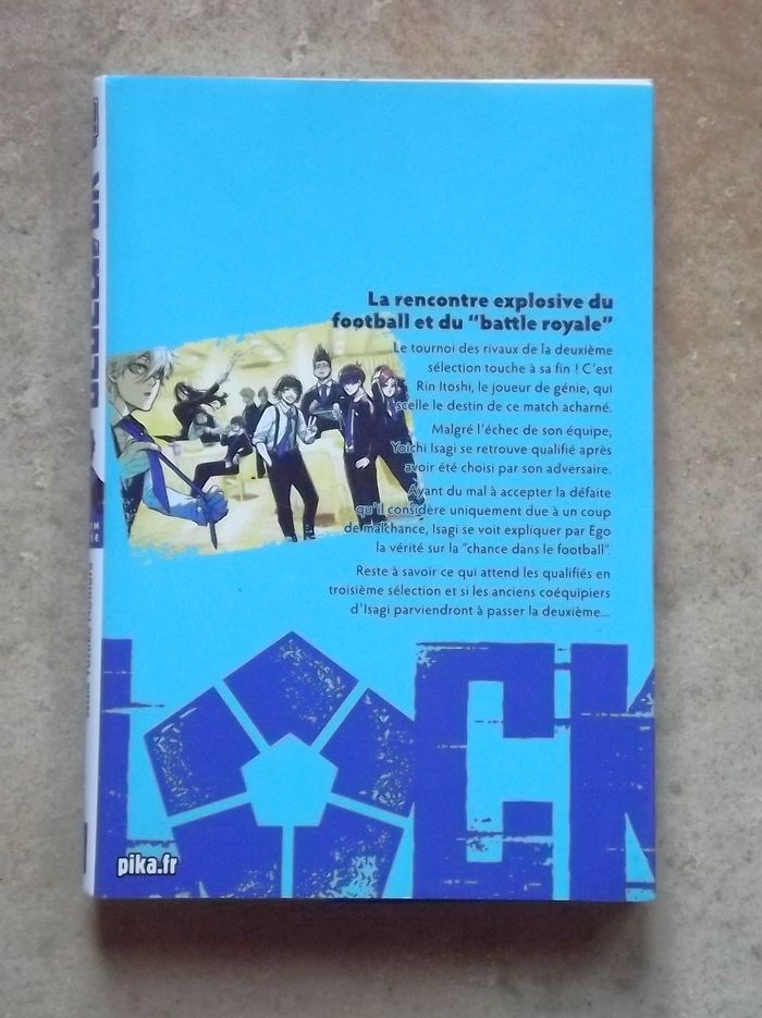 Bluelock édition limitée par Muneyuki Kaneshiro vol 11 - photo numéro 2