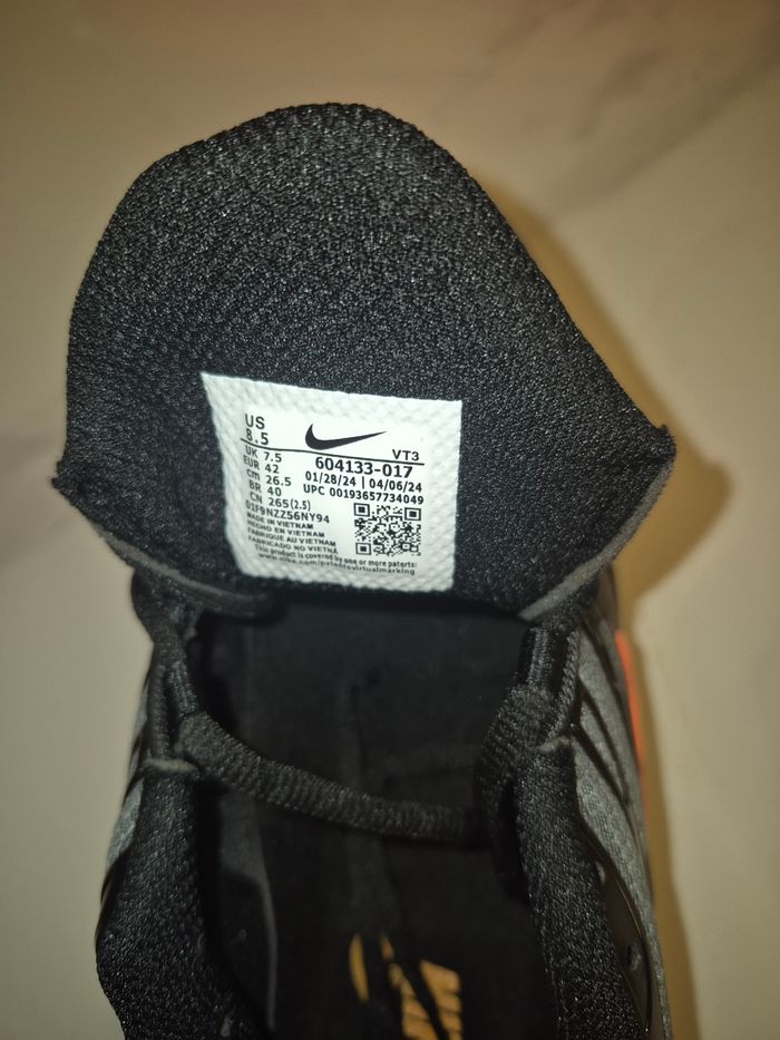 Nike
TN - photo numéro 5