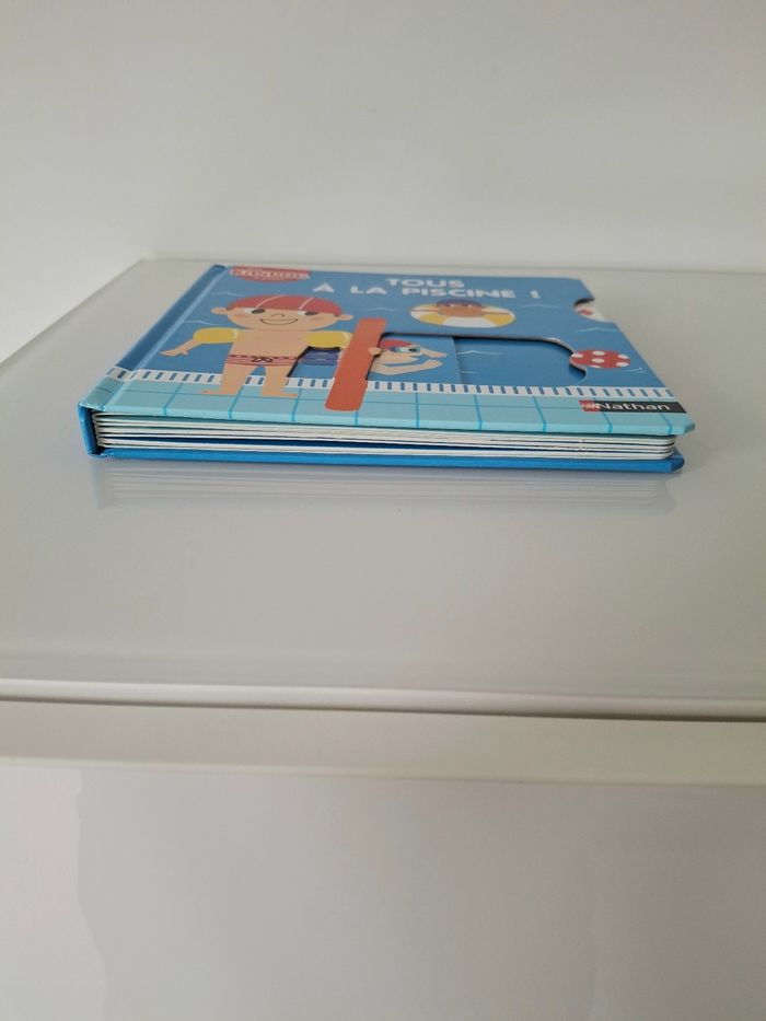 Livre KIDIDOC "Tous à la piscine" - photo numéro 7