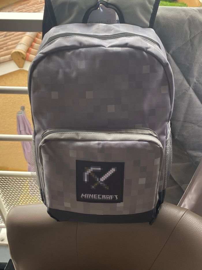 Sac à dos neuf minecraft popgear gris neuf avec étiquette (épée & pioche) - photo numéro 3