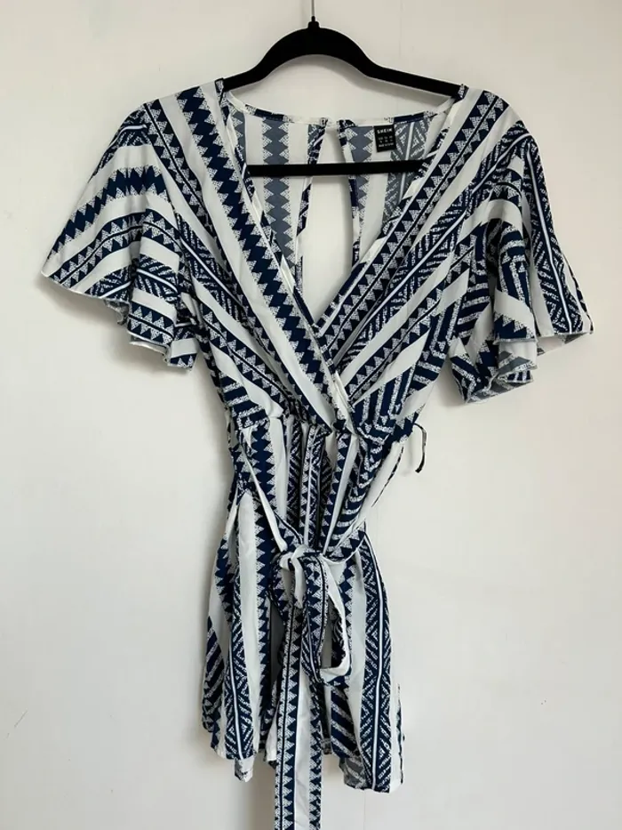 Magnifique combi short femme taille S shein - photo numéro 2