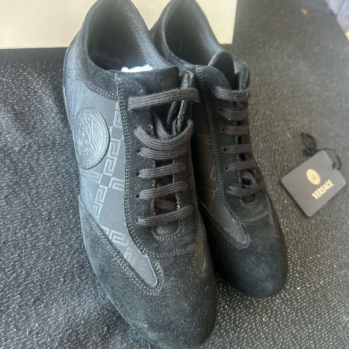 Basket Versace noire daim - photo numéro 2