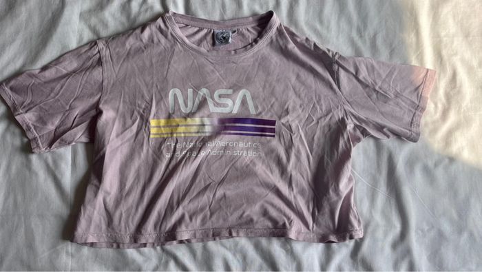 Crop top NASA