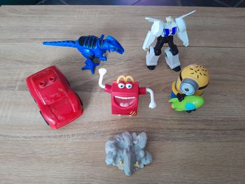 Lot de 6 jouets Macdonald mignon