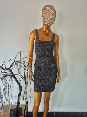 Robe Courte Grise et Noire Femme Taille M/38