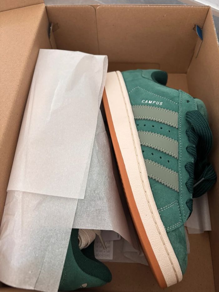 Baskets Adidas campus Neuves Taille 40 - photo numéro 10
