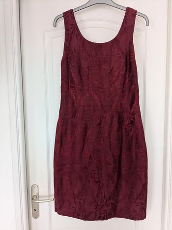 Robe bordeaux