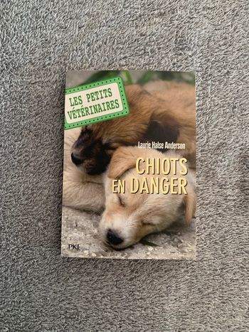 Livre chiots en danger tome 1