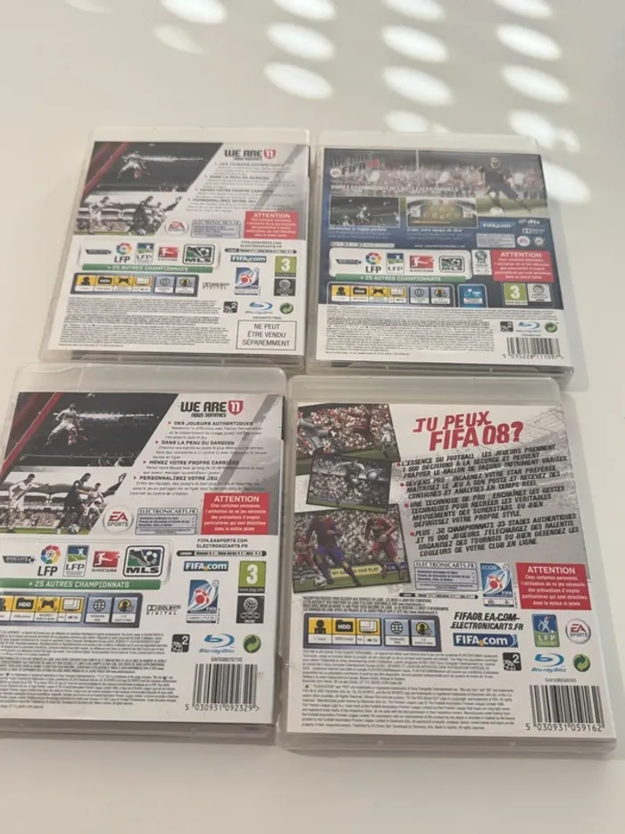 Lot Fifa 08 / Fifa 11 (x2) / Fifa 14 - TBE/BE - ps3 - photo numéro 3