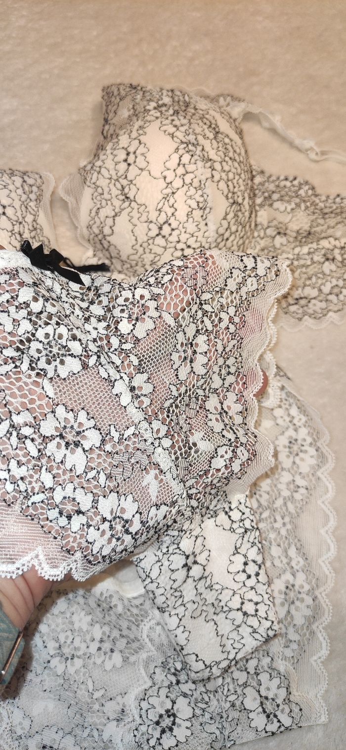 Ensemble lingerie - photo numéro 6