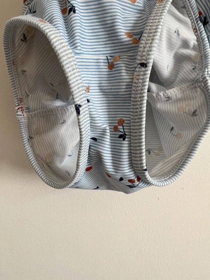 Maillot de bain à rayures bleues claires et cerises 🍒 - 24 Mois - photo numéro 11