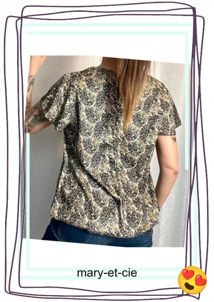 SOLDÉ - Blouse manches courtes effet satinée taille 44 - photo numéro 5