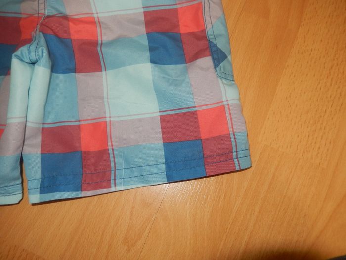 short de bain 6 ans - photo numéro 7