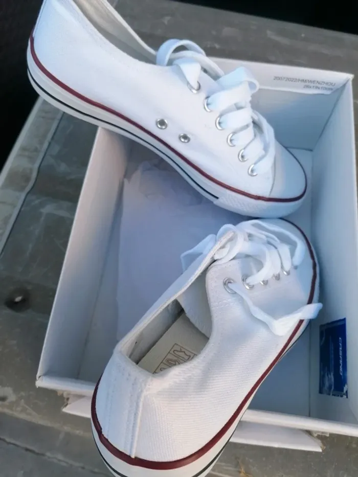 Chaussures enfants du bébé au 32,34,35,36 - photo numéro 19