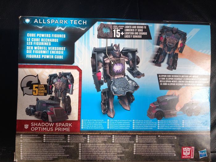 Transformers optimus NEUF dans sa boîte d'origine jamais ouvert - photo numéro 3