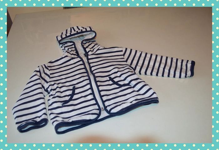 Gilet zippe Elle est où la Mer blanc et marine taille 12-18 mois / 80 cm