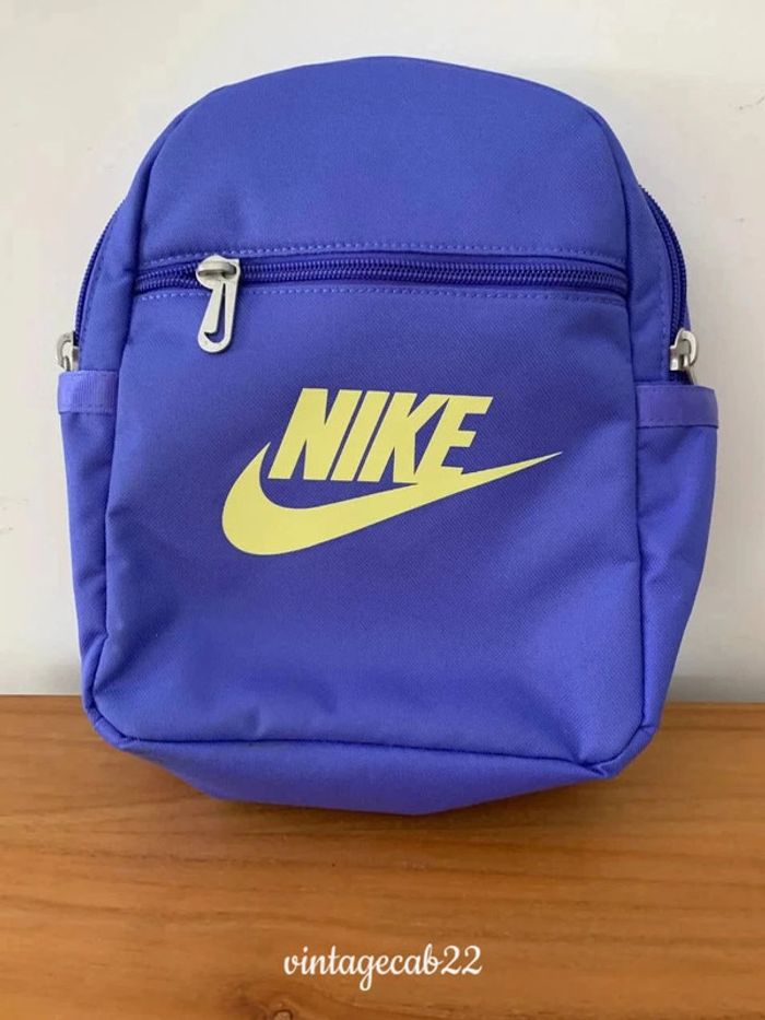 Sublime mini sac de sport  Nike aquarius blueneuf