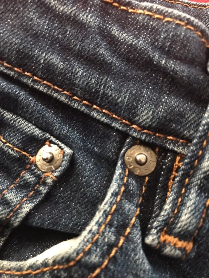 Short en jeans Levis (levi’Strauss) model 511 W33 (42-44 taille française) - photo numéro 4