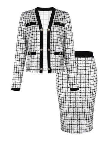 Ensemble deux pièces comprenant un manteau élégant
à carreaux avec un col ouvert et des manches longues, associé à une jupe à taille élastique. Taille s