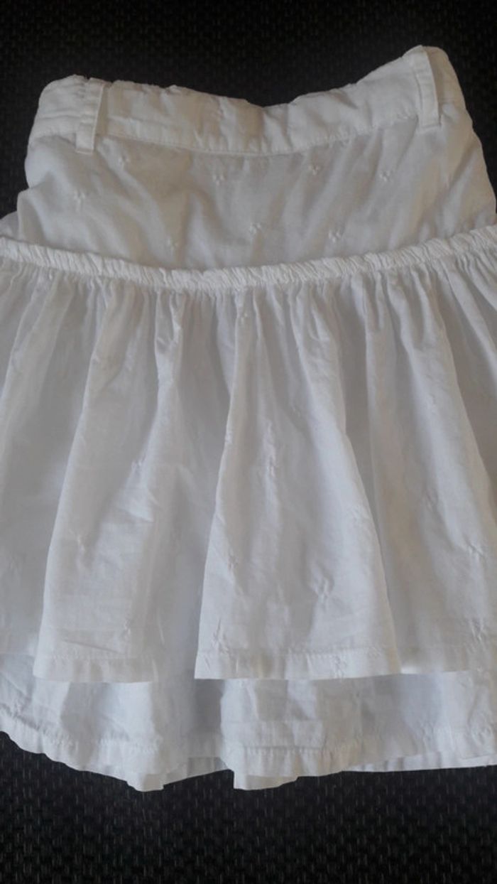 Jupe blanche Okaidi 8 ans - photo numéro 2