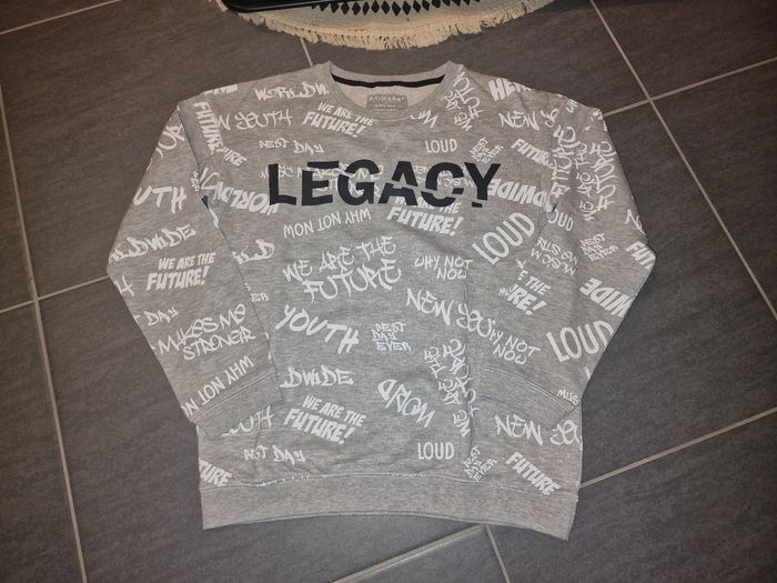 Pull primark 13.14 ans