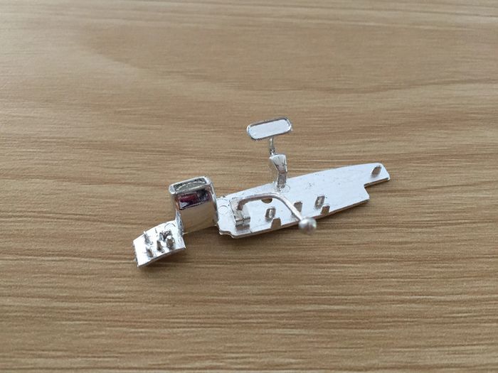 Tableau de bord pièce détachée miniature 1/18 Citroën traction 15cv 1952 Maisto #A40