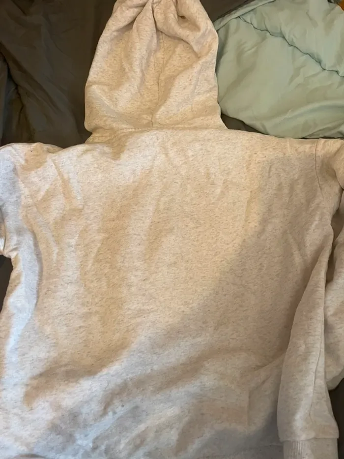 Pull/sweat à capuche - photo numéro 3