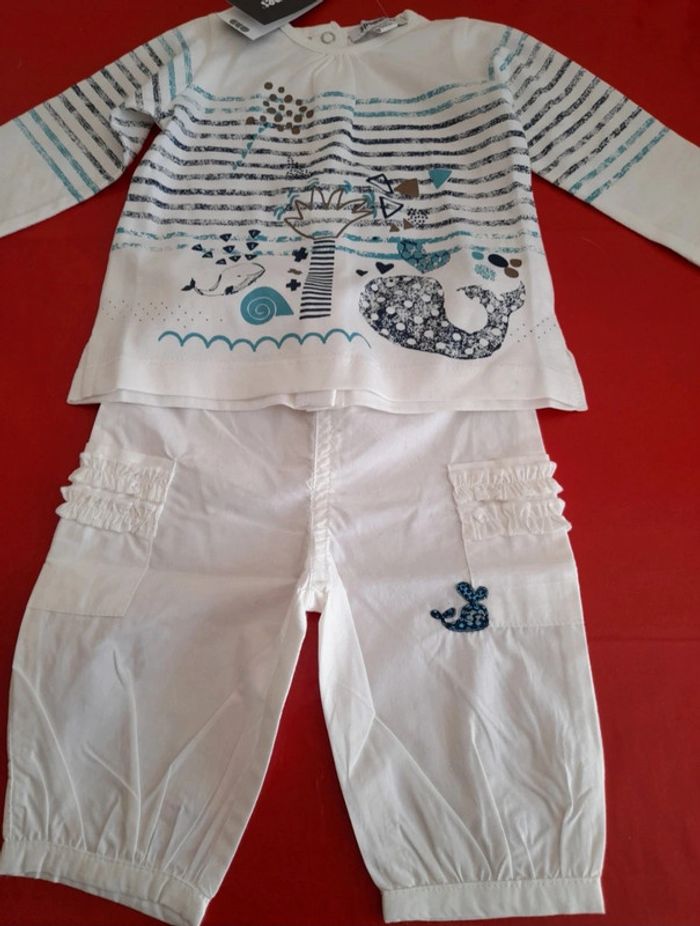 Ensemble 3 pommes Taille 1 mois neuf avec étiquette - photo numéro 2