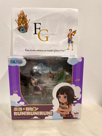 One Piece - Figurine Nico Robin, Run  - G.E.M