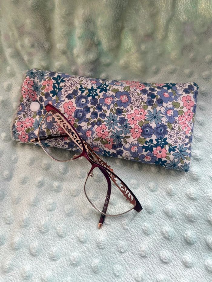 Étui à lunettes neuf