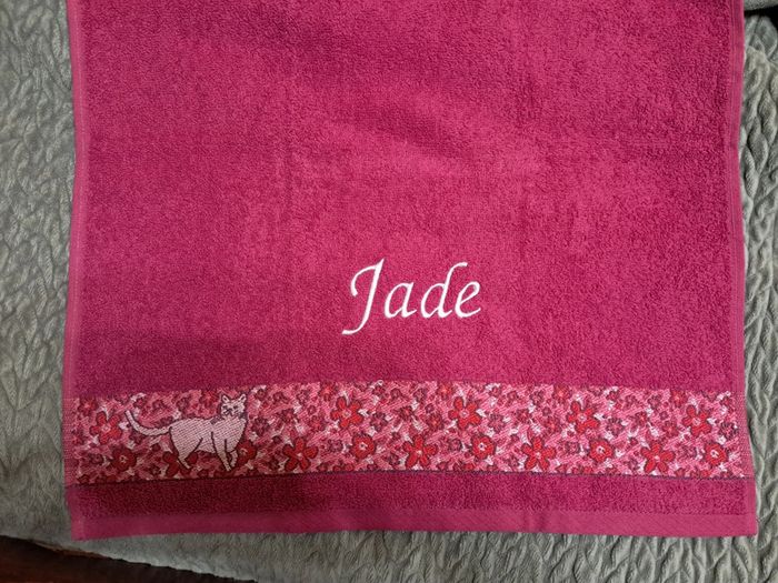 Serviette Françoise Saget 50 x 90 cm NEUVE